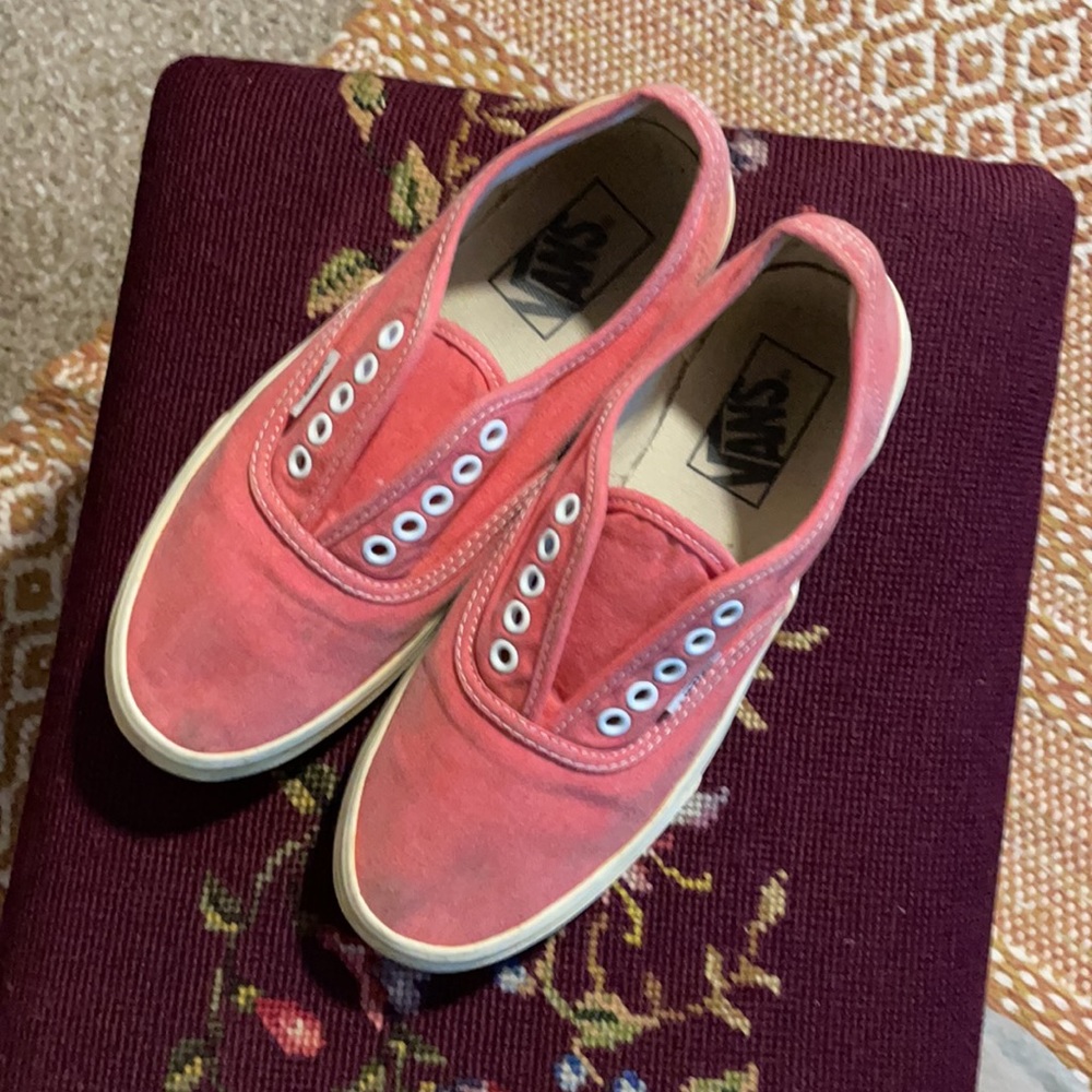 Vans - Picture 2 of 3